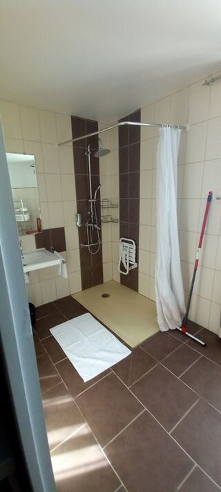  Immeuble � vendre 15 + pi�ces 450 m�