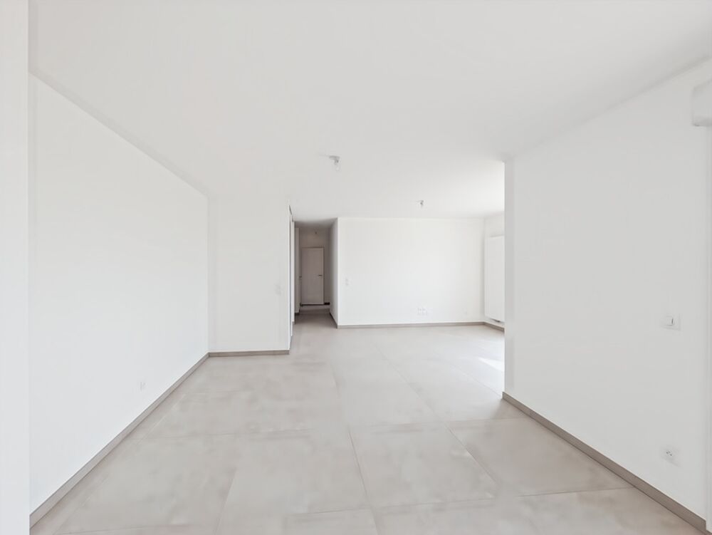 à vendre 3 pièces THONON LES BAINS (74) - Appartement 3 pièces en attique avec une grande terrasse vue lac Léman