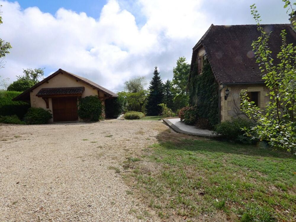 Maison 200 m2 habitables / 5 chambres / sous-sol / garage / piscine / terrain 3200m²