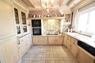  Propri�t�/ch�teau � vendre 8 pi�ces 187 m�