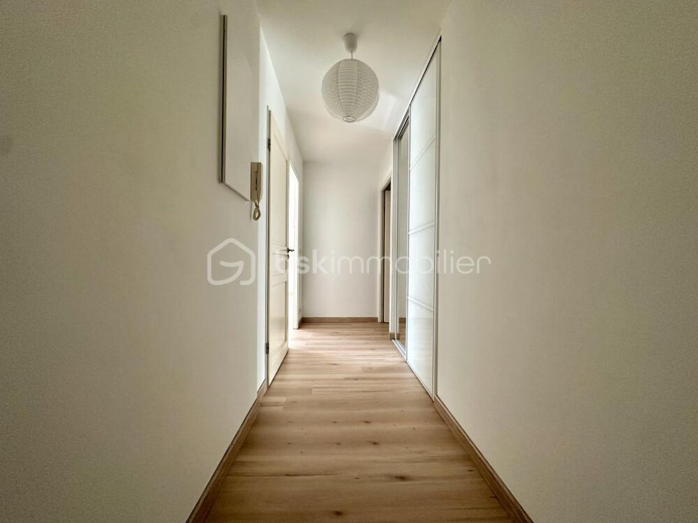 Vente Appartement Cergy-le-Haut – 3 pièces 65 m², balcon, parking, gare à pied, DPE C Cergy