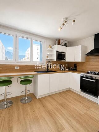  Appartement à vendre 5 pièces 87 m²