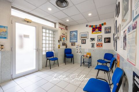 EXCLUSIVIT&Eacute; � C�ur de La Valentine - Vente murs commerciaux � Local commercial traversant libre � 55,85 m&sup2; � Emplacement n&deg;1 178000 13011 Marseille 11eme arrondissement