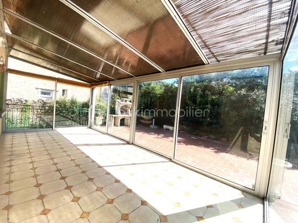 Maison familiale  140 m²  5 pièces