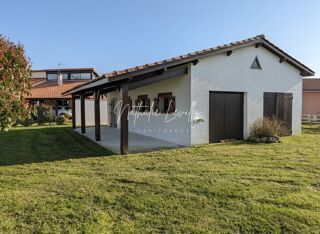  Remise / Grange � vendre 1 pi�ce 77 m�