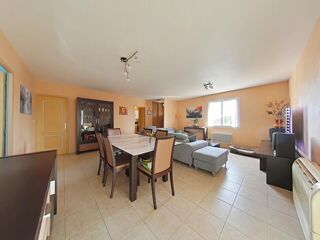  Maison  vendre 4 pices 90 m