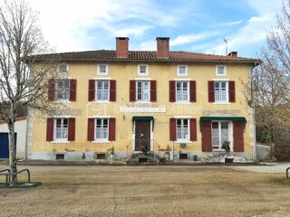  Maison à vendre 12 pièces 304 m²