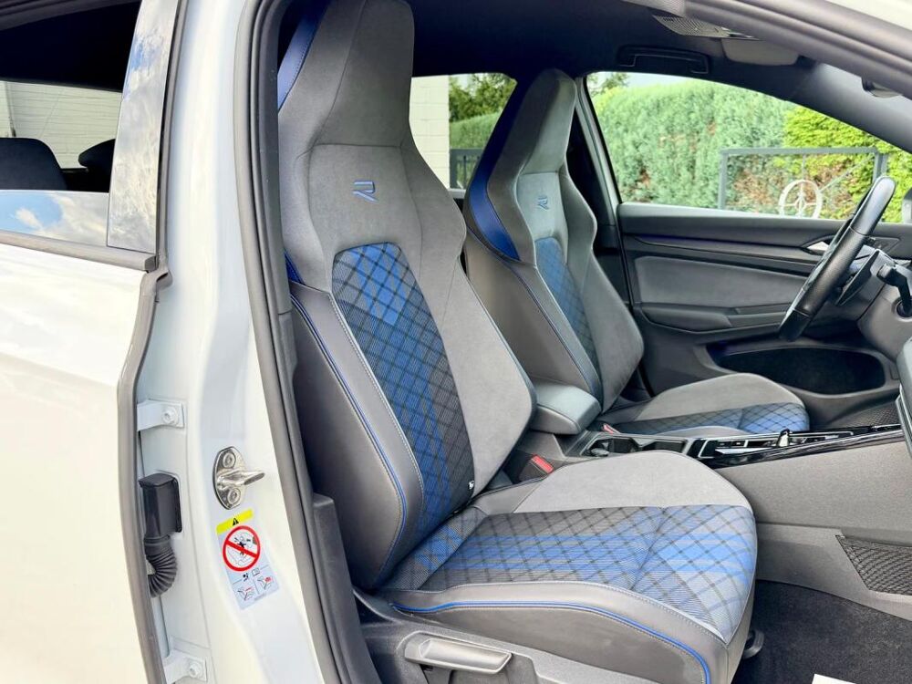 Golf 2.0 TSI 4Motion – Akrapovi Black Style 2022 occasion 33000 Bordeaux