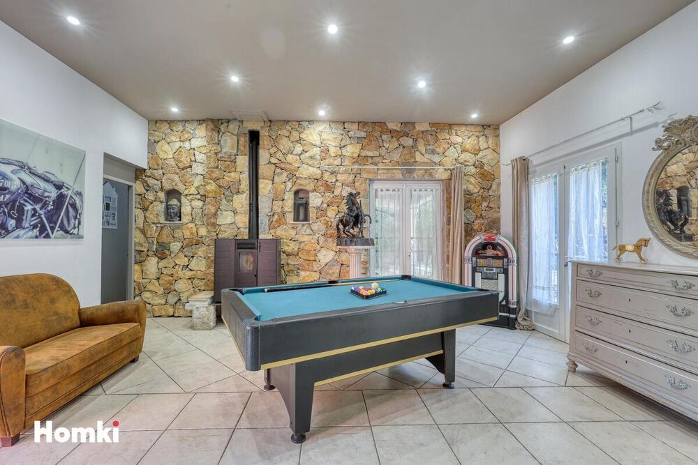 � vendre  Villa Rocbaron (83136)