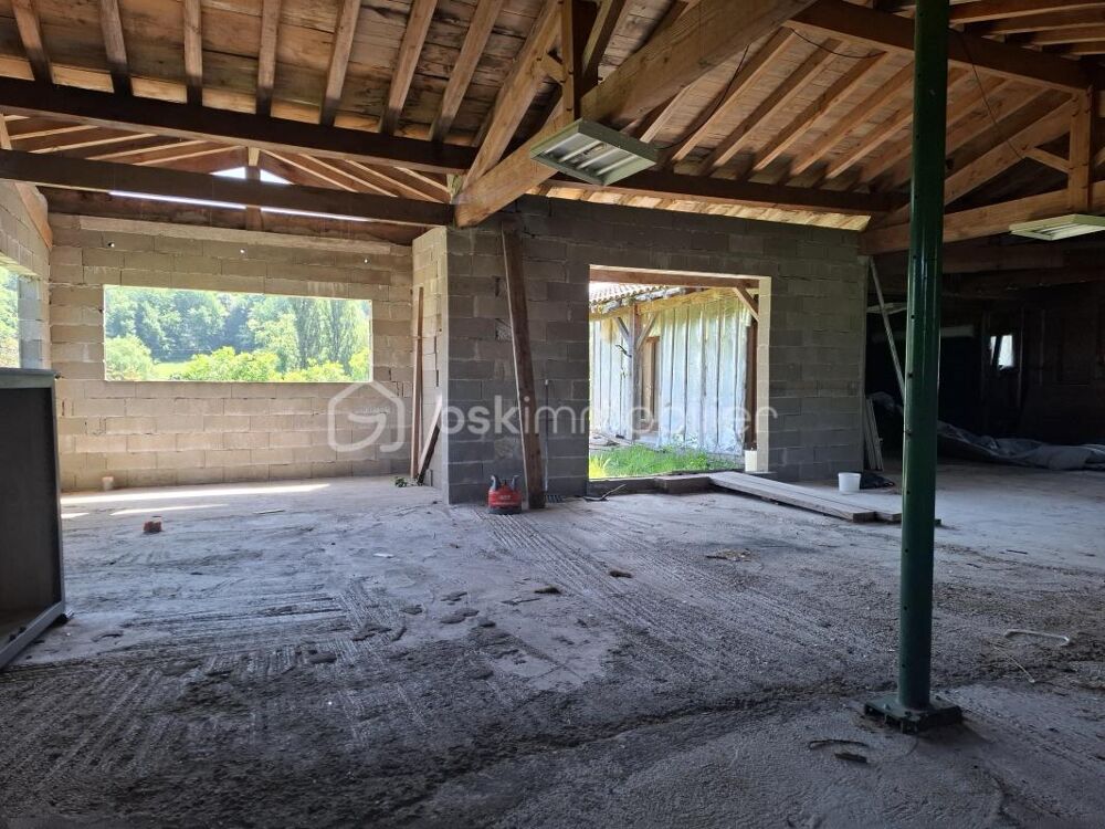 Maison à terminer de 160 m²  Vue campagne  Pessac-sur-Dordogne (33890)