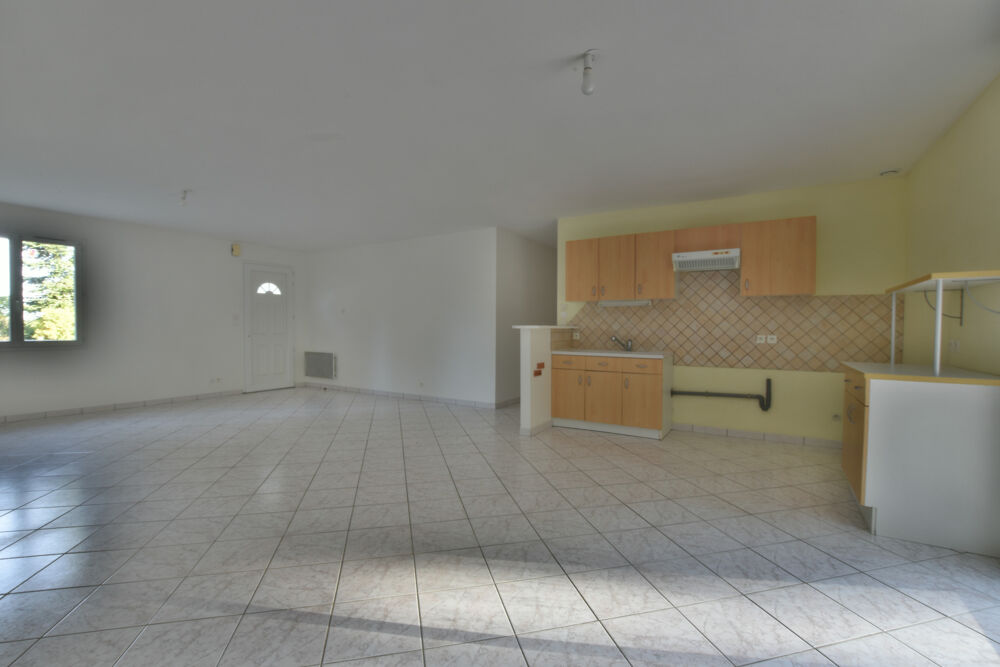 Maison à vendre 5 pièces PLAIN PIED proche SEICHES SUR LE LOIR