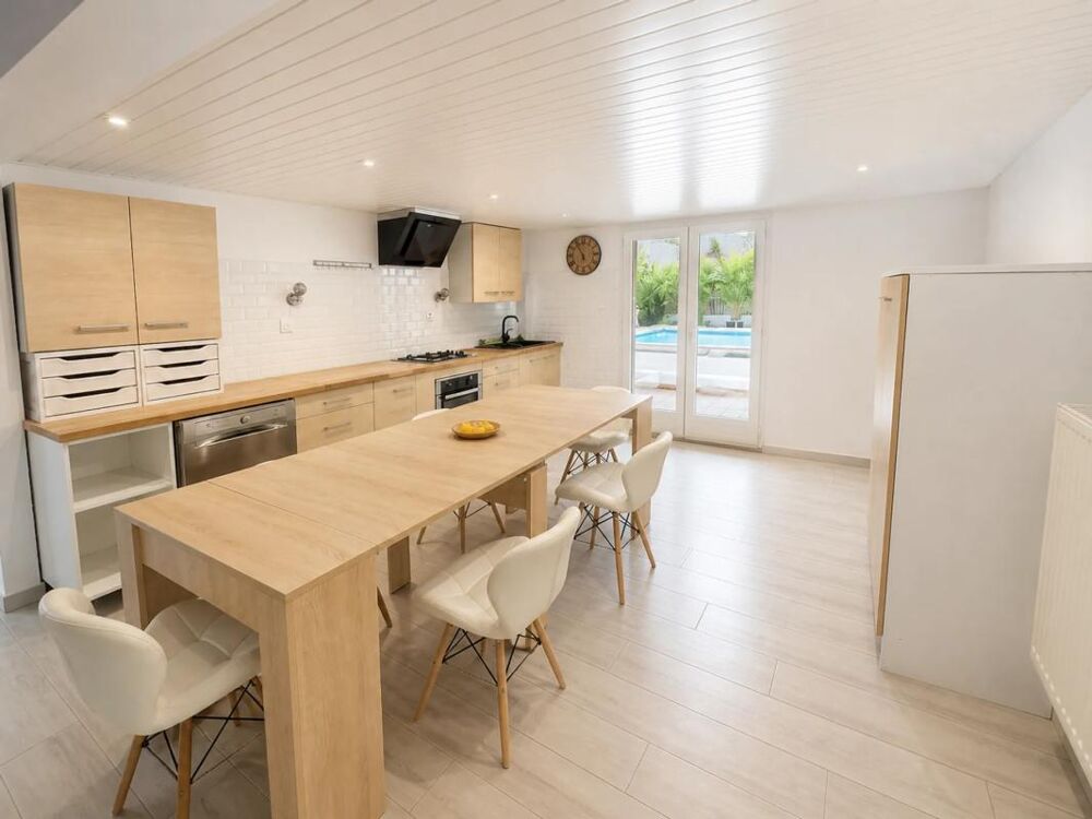 Vente Maison Maison de 8 pièces de 238 m² à Tignieu-Jameyzieu Tignieu jameyzieu