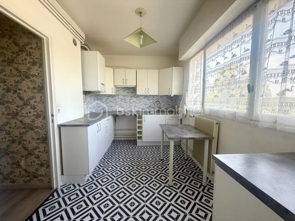 OPPORTUNITÉ À SAISIR appartement T5 86 m²  À DEUX PAS DE LA GARE RER D