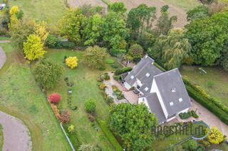  Villa  vendre 12 pices 385 m