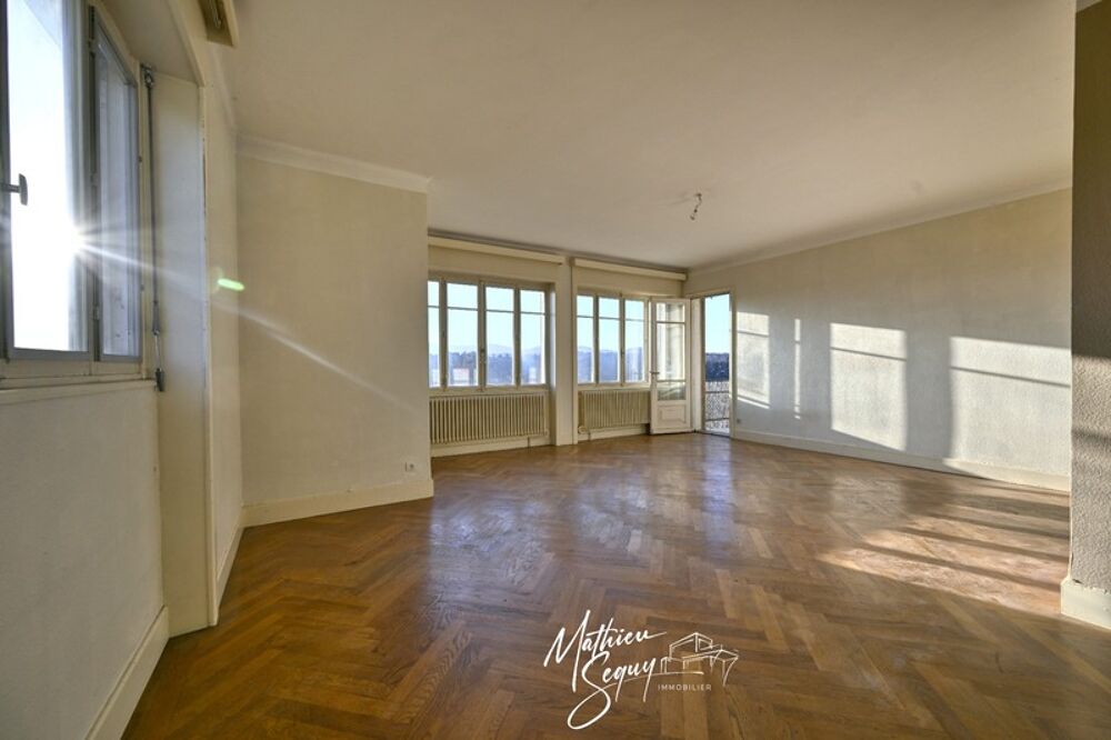 Vente Appartement Au calme, appartement de 114m avec jolie vue sur les Monts du Lyonnais Charbonnieres les bains