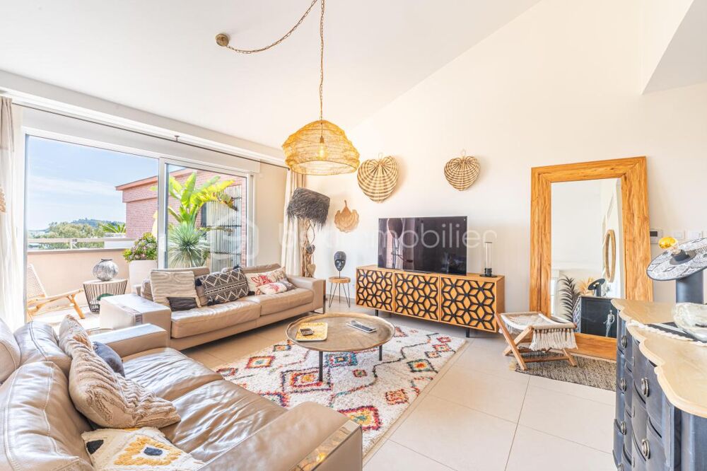Vente Appartement DPT VAR (83) - T4 DE STANDING  - PROCHE CENTRE VILLE - ENTRE CIEL ET MER Hyeres