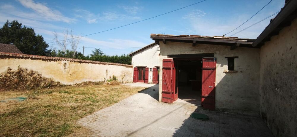 Vente Maison Maison à vendre 3 pièces à 10mm de St maixent l'école (79) Souvigne