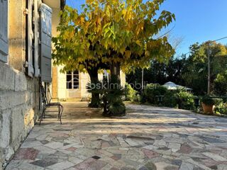  Propri�t�/ch�teau � vendre 13 pi�ces 360 m�