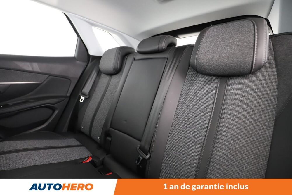 3008 1.2 PureTech Allure 130 ch 2018 occasion 92130 Issy-les-Moulineaux