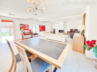  Maison  vendre 7 pices 200 m