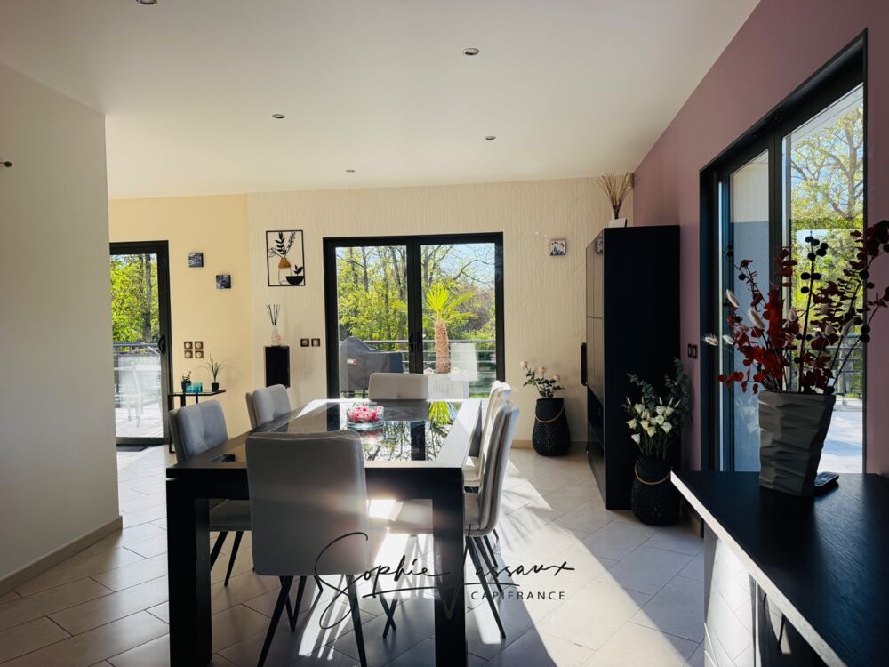 à vendre  Propriété/château Moisson (78840)