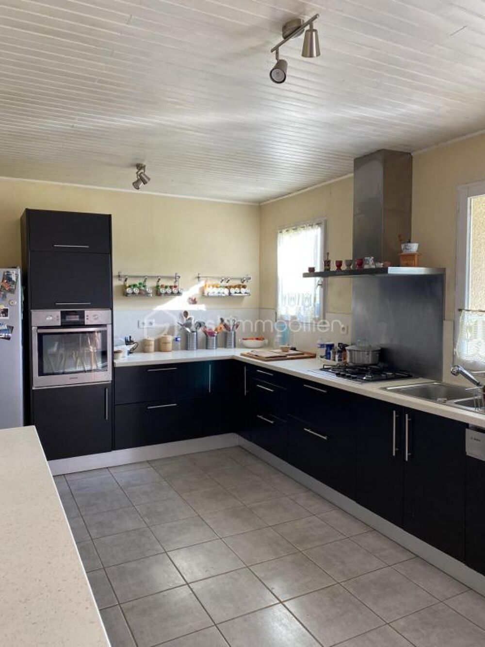 ? Pavillon familial de 110 m²  6 pièces  4 ch  Sous-sol total Terrain 1 300 m²