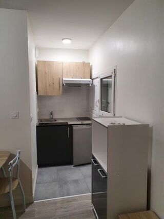  Appartement à louer 1 pièce 25 m²