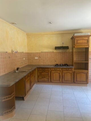  Maison à louer 4 pièces 142 m²