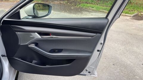 Mazda3 2.0 e-SkyActiv-X 186 Mild Hybrid BVA6 Sportline 2022 occasion 44800 Saint Herblain