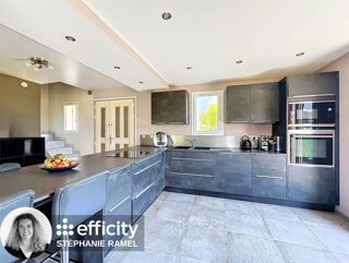  Maison  vendre 8 pices 150 m