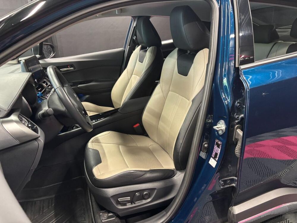 C-HR HYBRIDE MY23 2.0L Collection 2023 occasion 78200 Mantes La Jolie