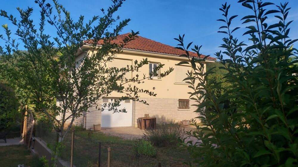 Maison à vendre 4 pièces LACHAPELLE AUZAC (46)