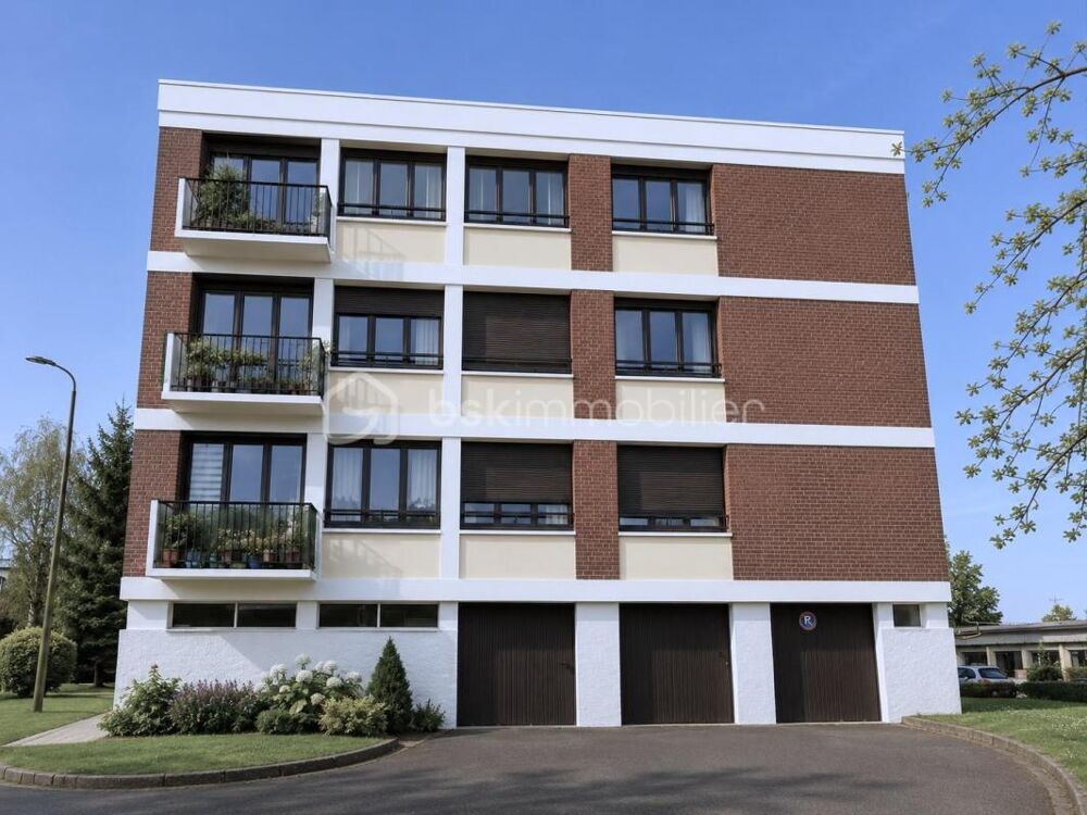 Vente Appartement **AMIENS – Appartement T4 avec balcon et garage** Amiens