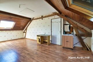 Maison à vendre 7 pièces 242 m²