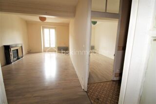  Immeuble � vendre 12 pi�ces 300 m�