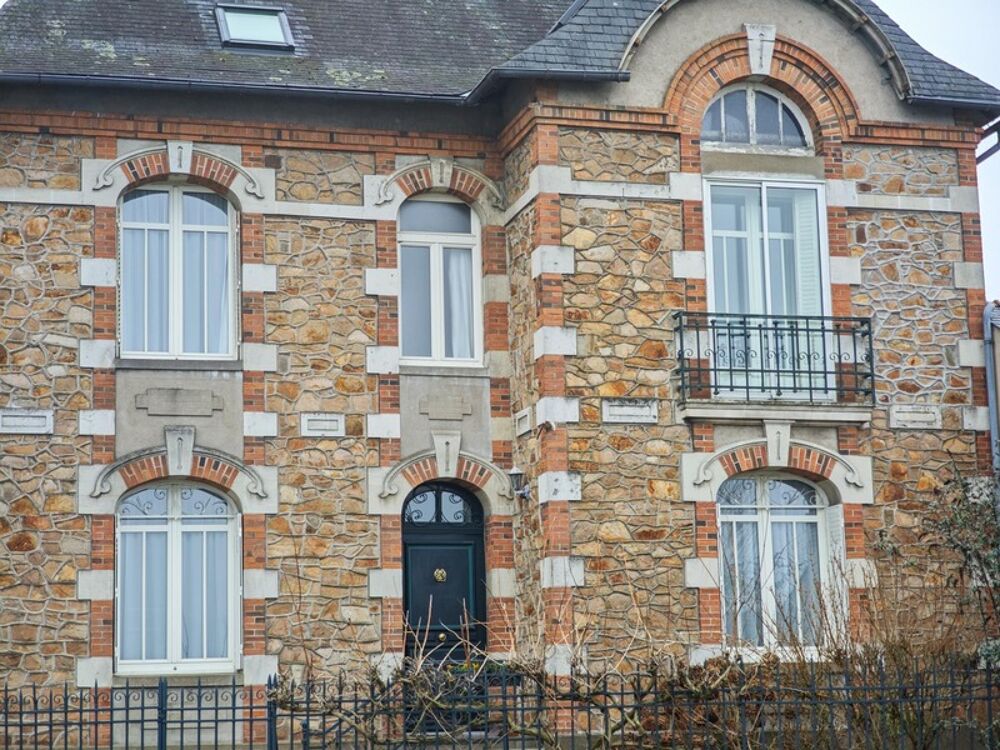 Maison 8 pièces 153 m² · à Cholet · 153 m² · 349 000 €