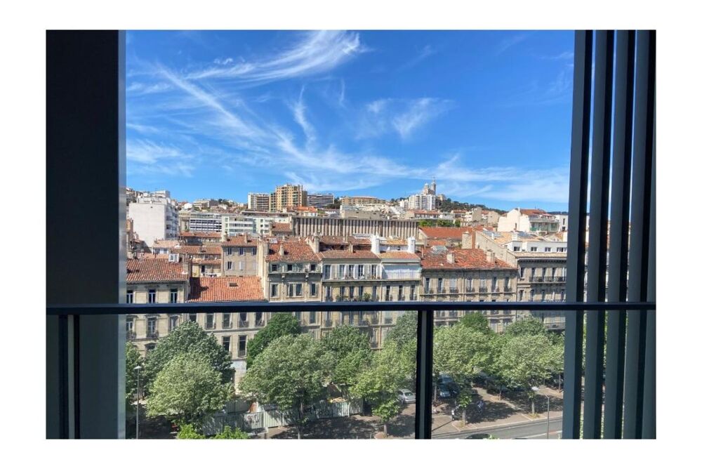 Appartement T3 de 75m² à Marseille 8e