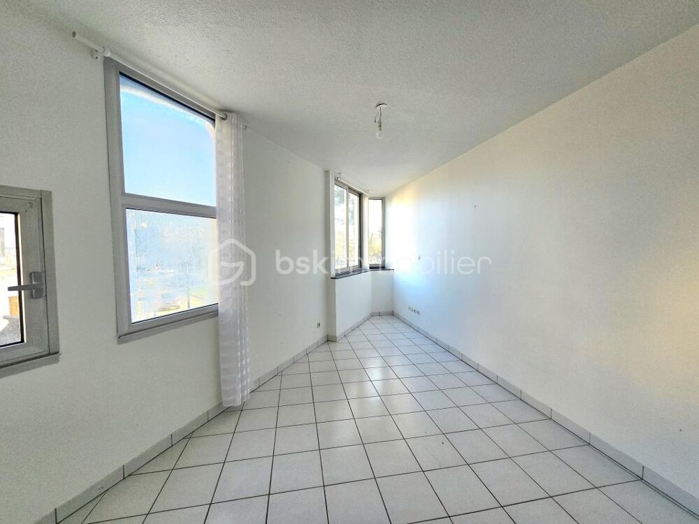 CENTRE-VILLE - ASCENSEUR - CHAMBRE