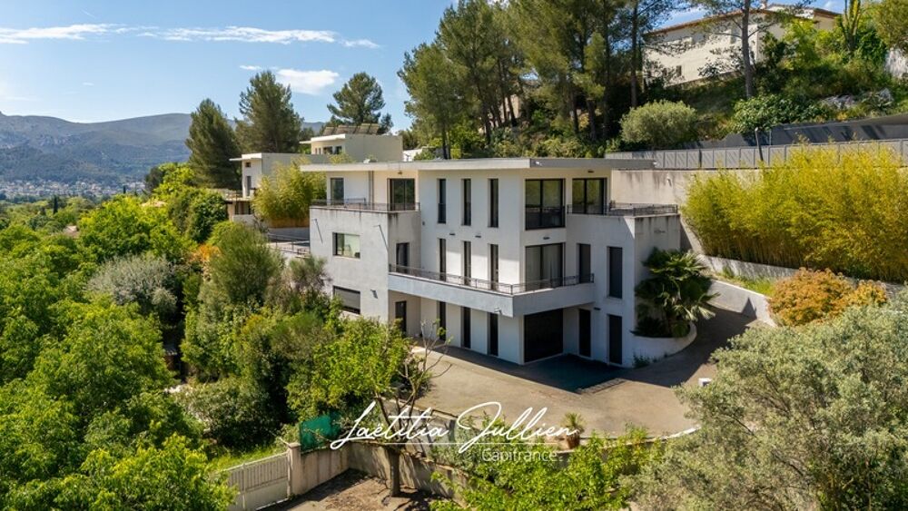 Villa californienne T5 + T2 indépendant avec piscine  Les Accates Marseille 11e