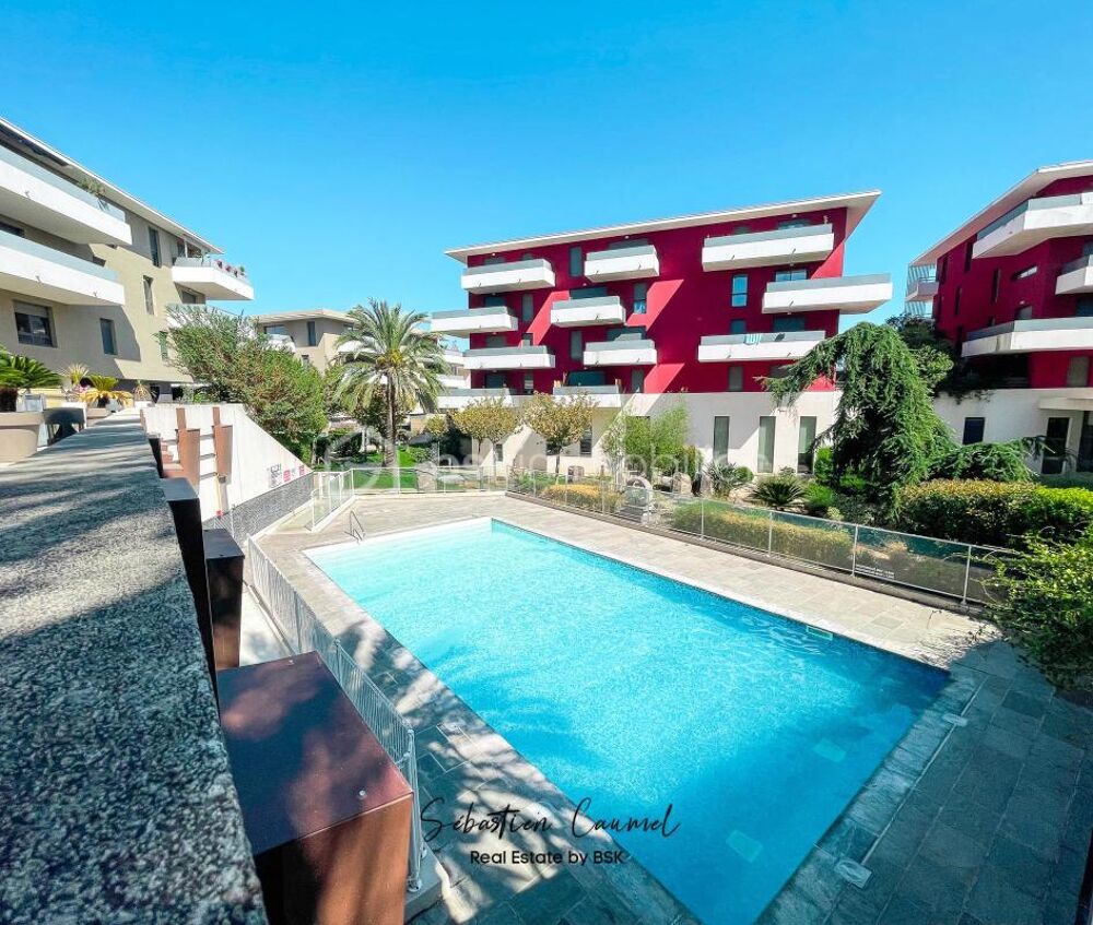 Vente Appartement Juvignac - T3 dernier étage avec terrasse 13 m², vue dégagée, piscine et parking Juvignac