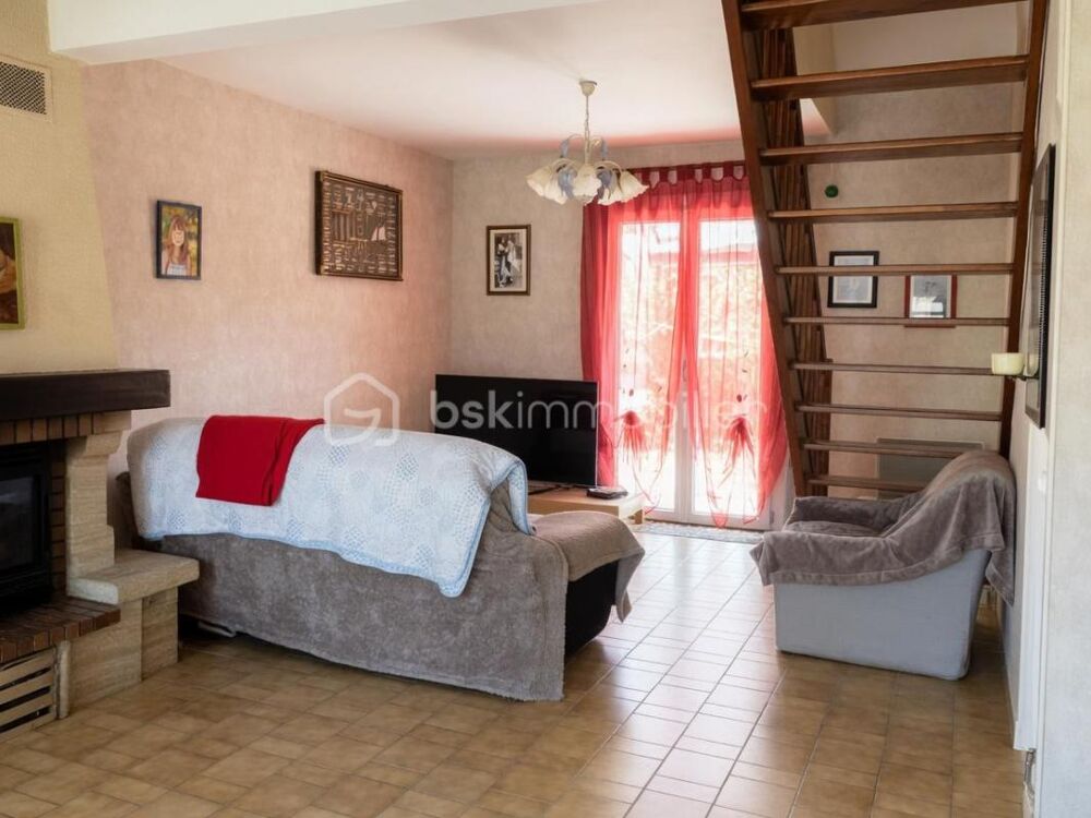 Vente Maison Maison familiale de 98 m² – Proche centre de Couëron Coueron
