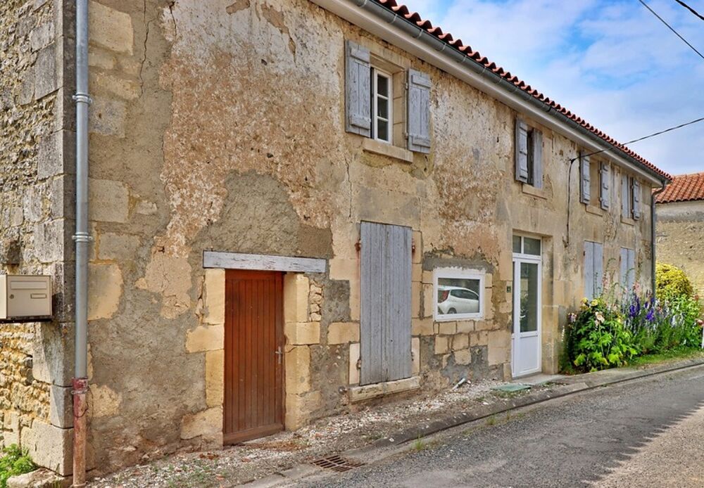 Vente Maison LONGÈRE DE CHARME DE 123M2 À RÉNOVER , VUE DEGAGEE – POTENTIEL GÎTE TOURISTIQUE Saint sulpice de cognac