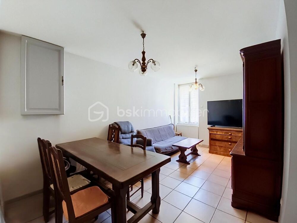 BEL APPARTEMENT AVEC PARKING ET UN GARAGE DE 112 m² EN SUS
