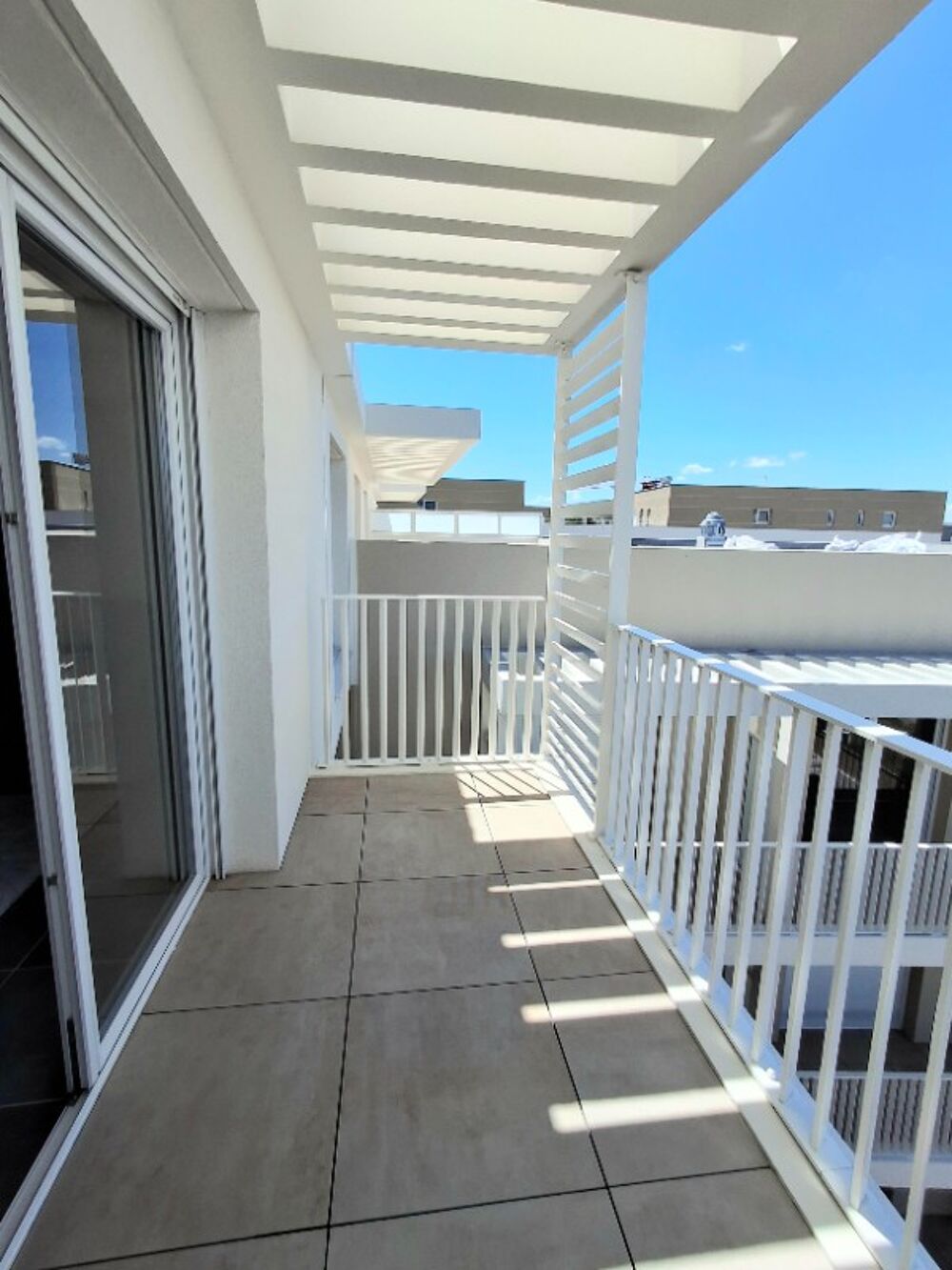 Location Appartement T1 NEUF meublé avec balcon et parking à MONTEUX Monteux