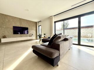  Maison � vendre 5 pi�ces 568 m�