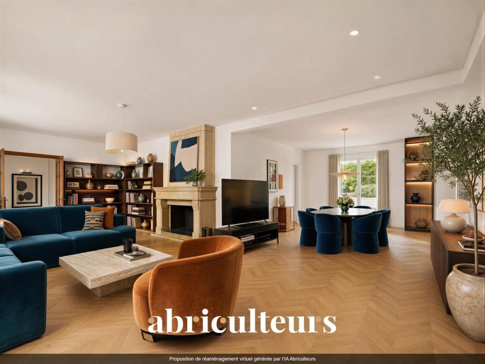 Magnifique Propriété Familiale de charme de 310 m² avec piscine et magnifique jardin arboré en vente à Yerres (91)