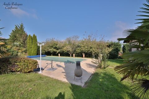   Maison � vendre 7 pi�ces SAINT CYR SUR MENTHON (01) Maison - 7 pi�ce(s) - 208 m�