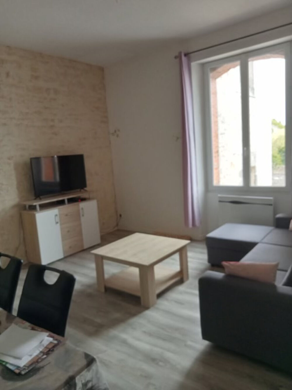LUCON 85400 COEUR DE VILLE PROCHE TOUTES COMMODITES CHARMANT ET LUMINEUX APPARTEMENT T3/2 CHAMBRES