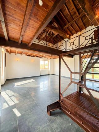  Maison � vendre 10 pi�ces 240 m�