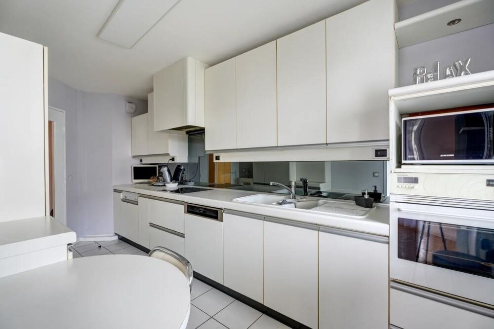 Vente Appartement ? LYON 8? – MAISON DE LA DANSE – APPARTEMENT 5 PIÈCES – 107 M² – 2 TERRASSES – GARAGE – CAVE Lyon 8